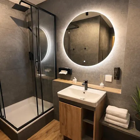 Faecherlofts Black Forest Terrasse 40qm Wlan - Messe Karlsruhe * Durmersheim